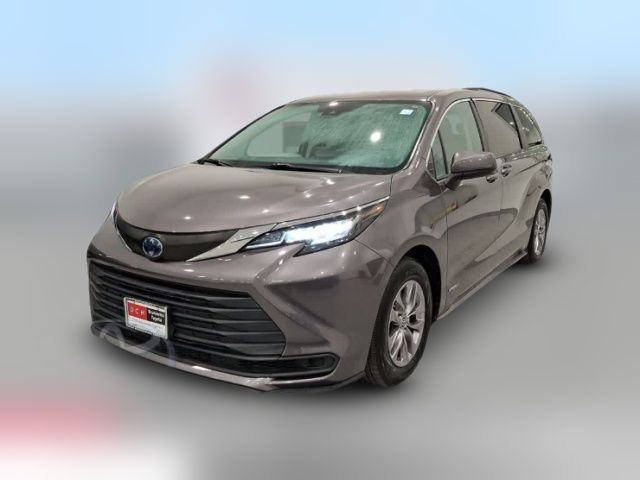 2021 Toyota Sienna LE