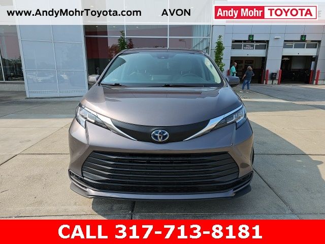 2021 Toyota Sienna LE