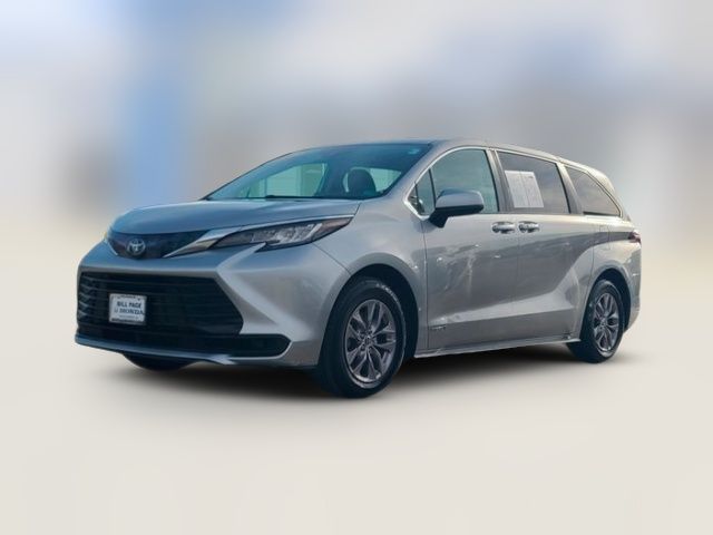 2021 Toyota Sienna LE