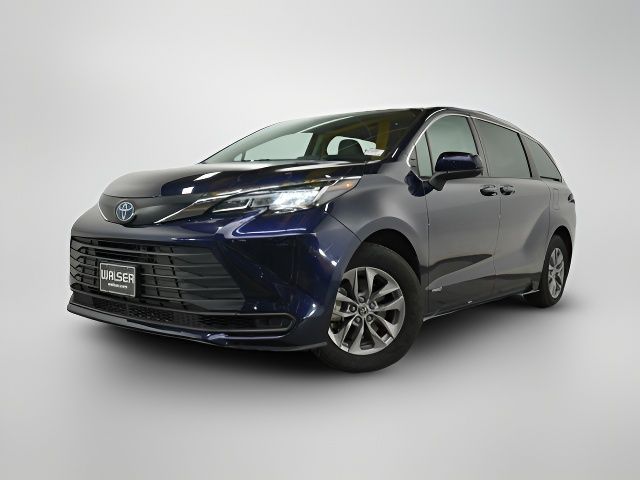 2021 Toyota Sienna LE