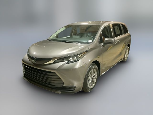 2021 Toyota Sienna LE