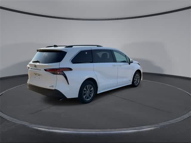 2021 Toyota Sienna LE