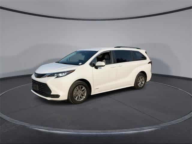 2021 Toyota Sienna LE