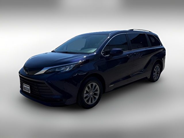 2021 Toyota Sienna LE