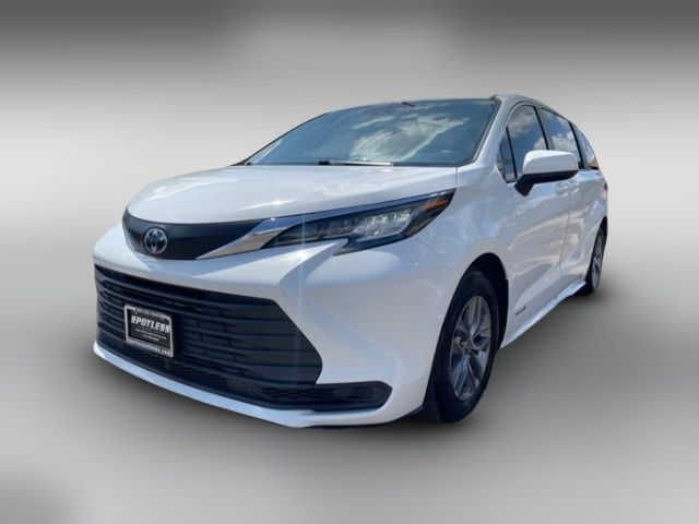 2021 Toyota Sienna LE