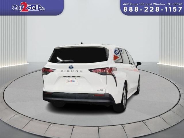 2021 Toyota Sienna LE