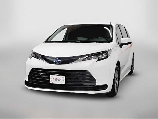 2021 Toyota Sienna LE