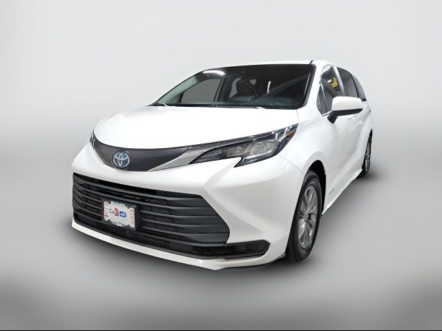 2021 Toyota Sienna LE