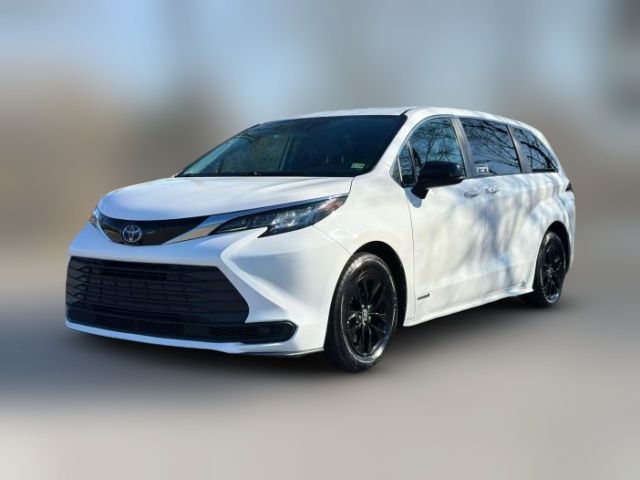 2021 Toyota Sienna LE