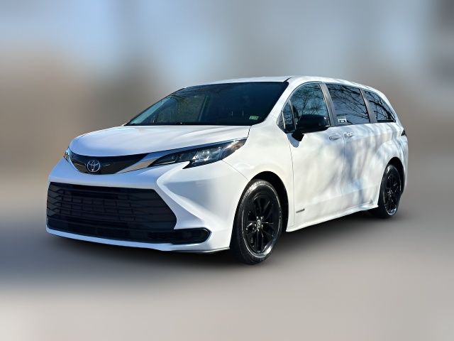 2021 Toyota Sienna LE
