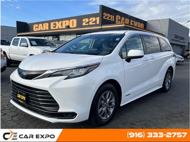 2021 Toyota Sienna LE