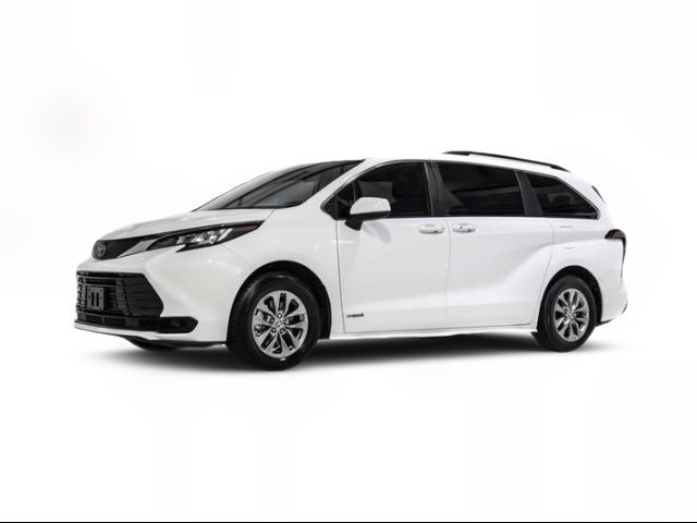 2021 Toyota Sienna LE