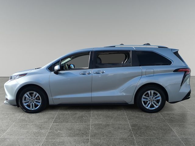2021 Toyota Sienna Limited