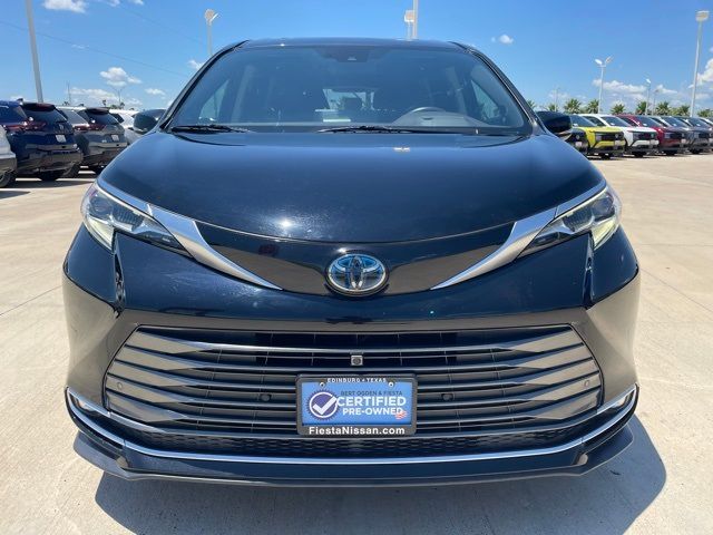 2021 Toyota Sienna Limited