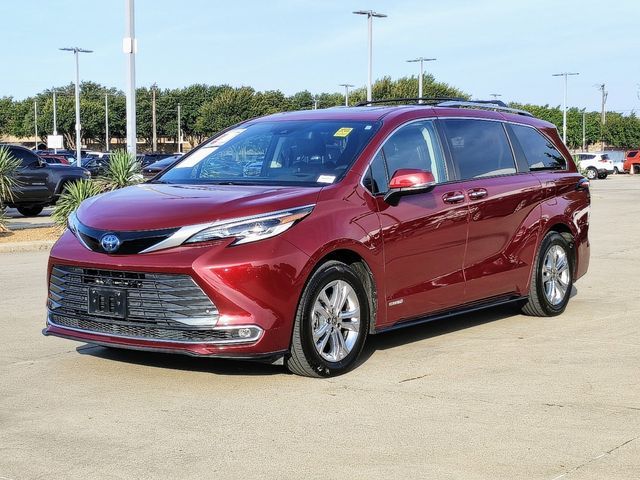 2021 Toyota Sienna Limited