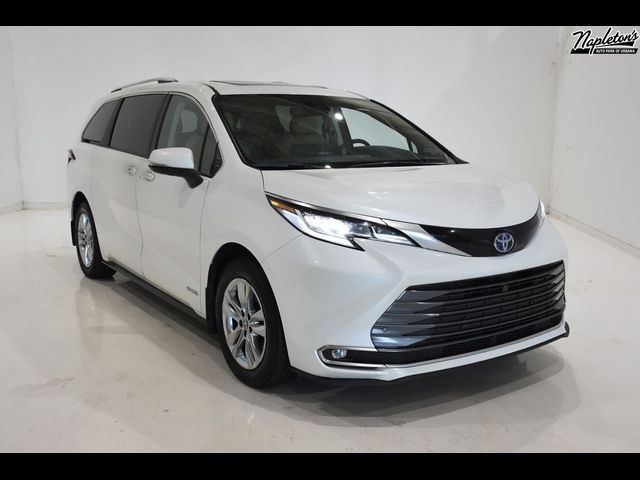 2021 Toyota Sienna Limited