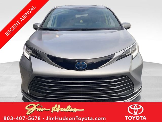 2021 Toyota Sienna Limited