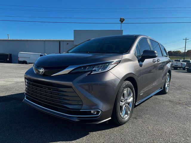 2021 Toyota Sienna Limited