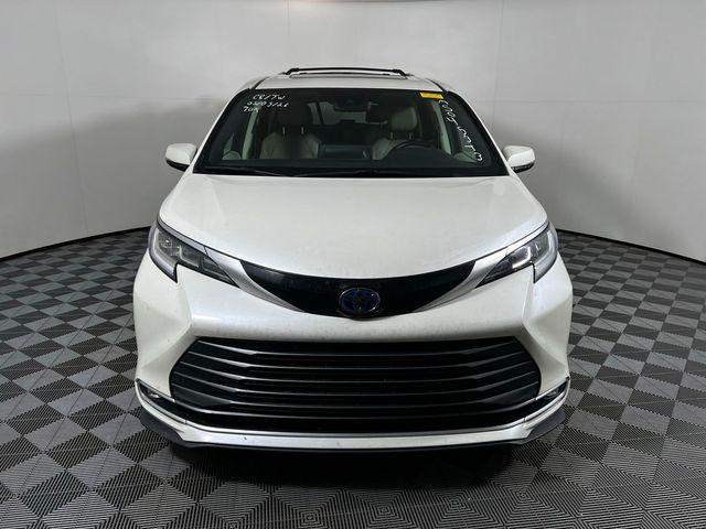 2021 Toyota Sienna Limited