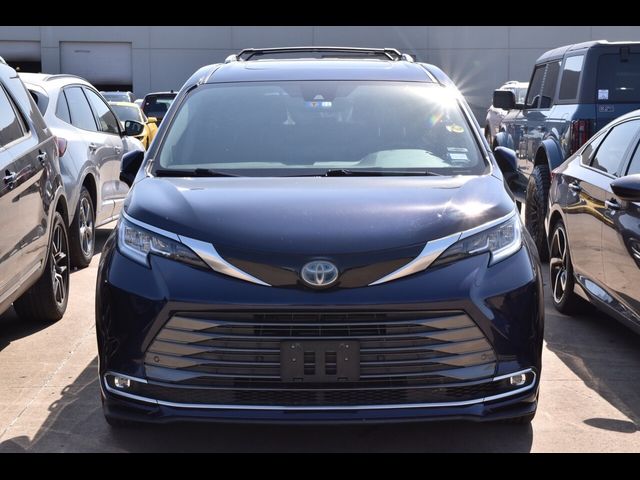 2021 Toyota Sienna Limited