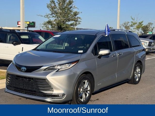 2021 Toyota Sienna Limited