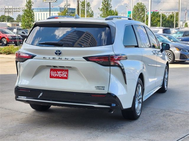 2021 Toyota Sienna Limited