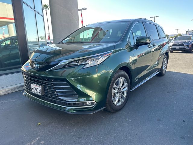 2021 Toyota Sienna Limited