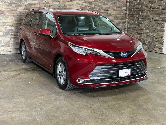 2021 Toyota Sienna Limited