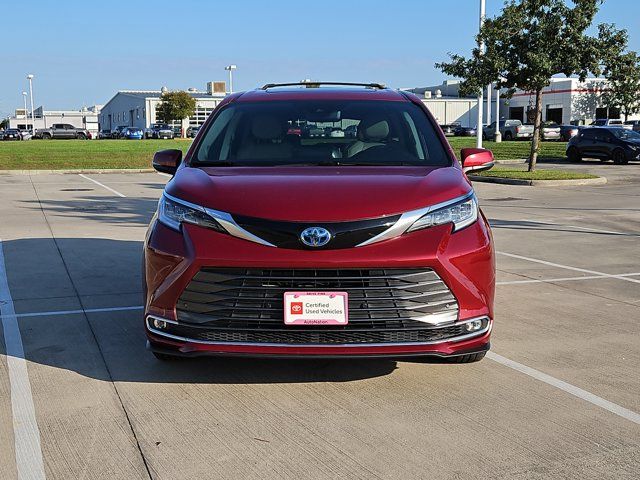 2021 Toyota Sienna Limited