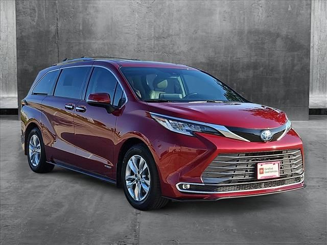 2021 Toyota Sienna Limited