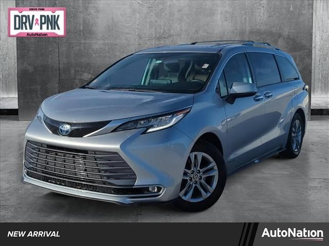 2021 Toyota Sienna Limited