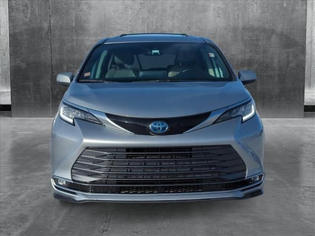 2021 Toyota Sienna Limited