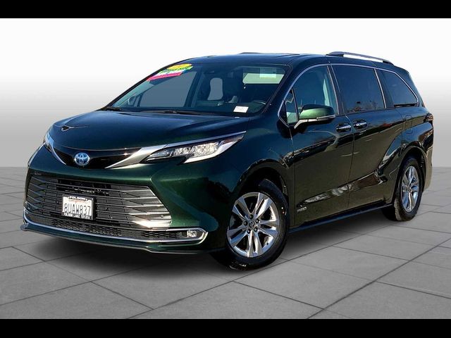 2021 Toyota Sienna Limited