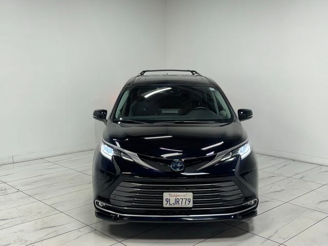 2021 Toyota Sienna Limited