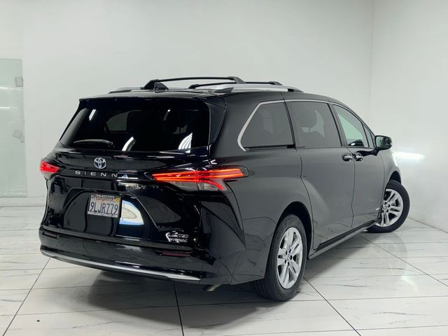 2021 Toyota Sienna Limited