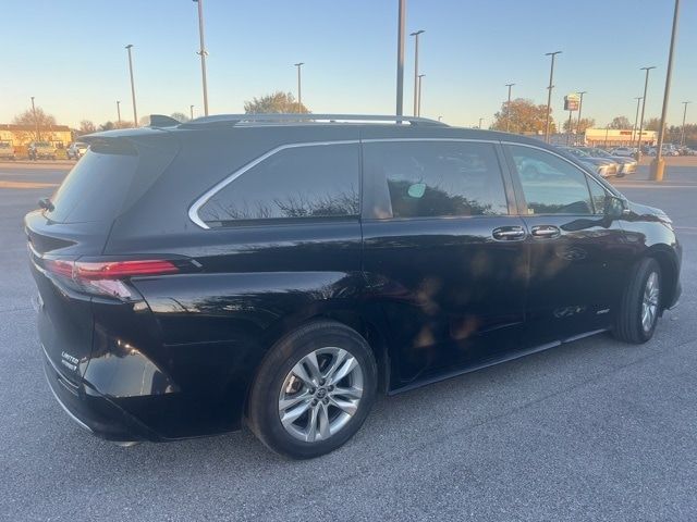 2021 Toyota Sienna Limited