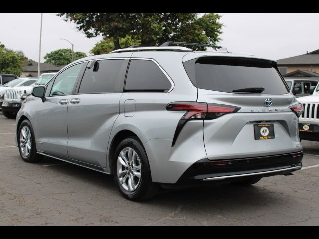 2021 Toyota Sienna Limited