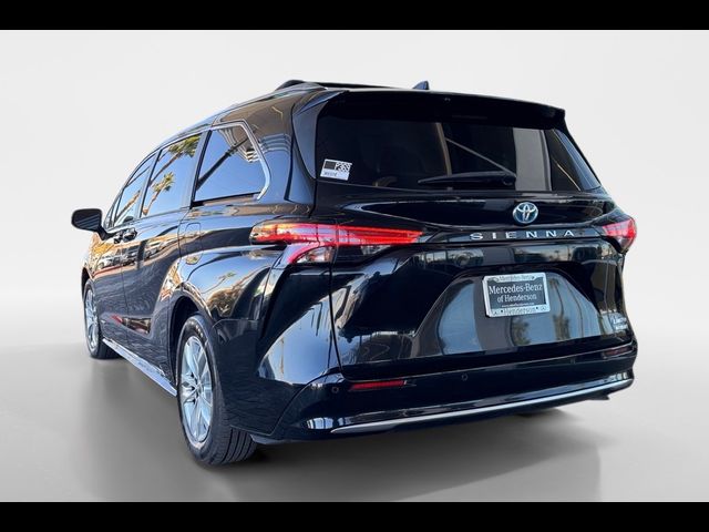 2021 Toyota Sienna Limited