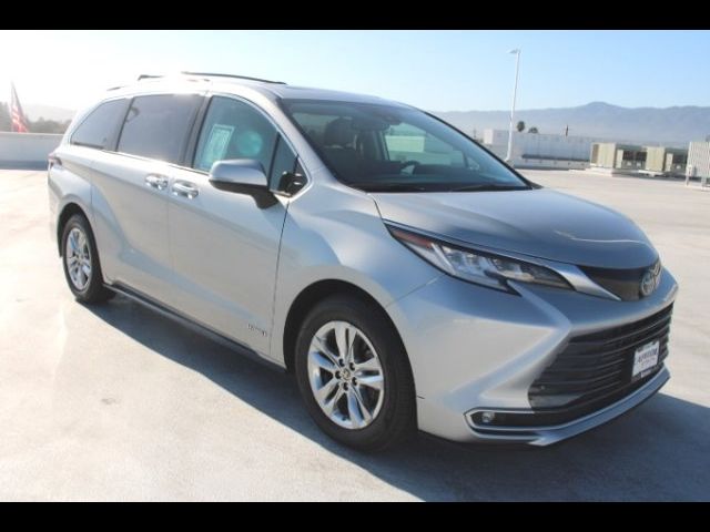 2021 Toyota Sienna Limited