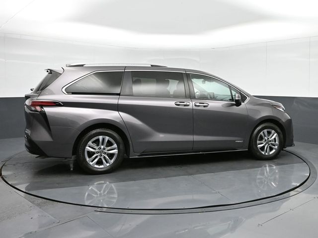 2021 Toyota Sienna Limited