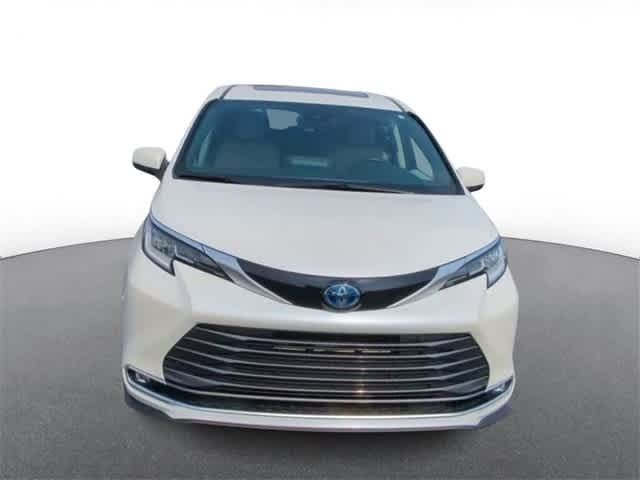 2021 Toyota Sienna Limited