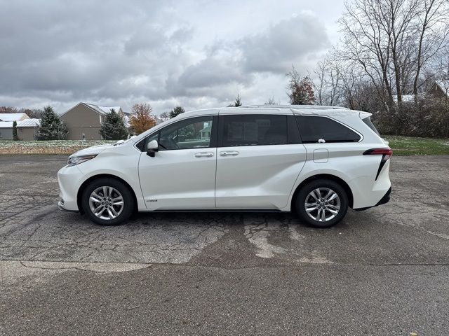 2021 Toyota Sienna Limited