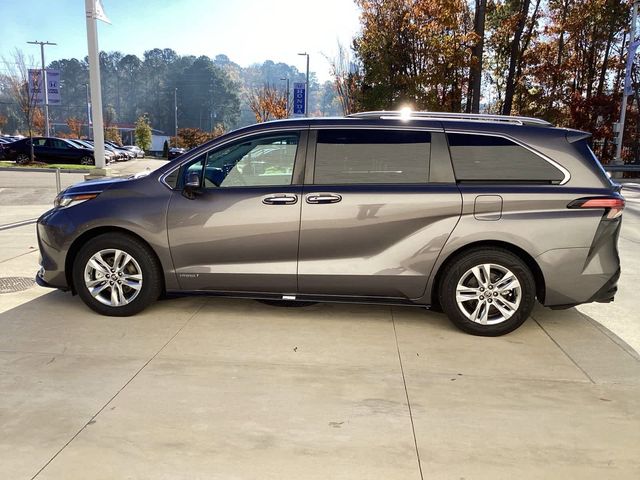 2021 Toyota Sienna Limited