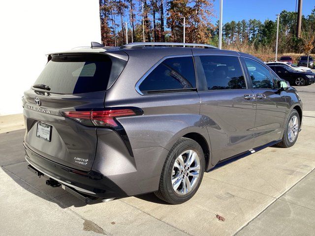 2021 Toyota Sienna Limited