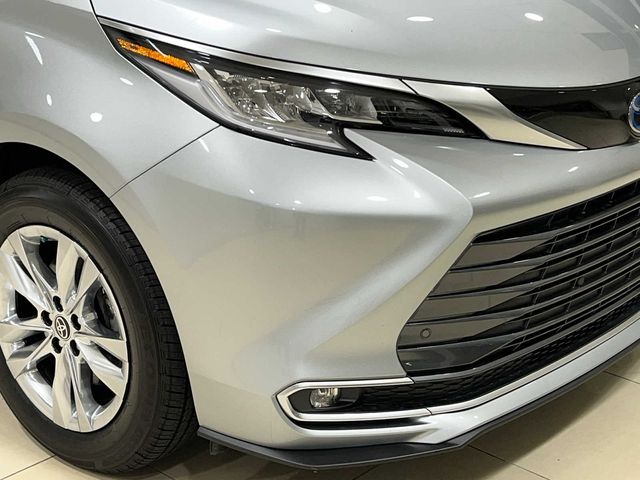 2021 Toyota Sienna Limited