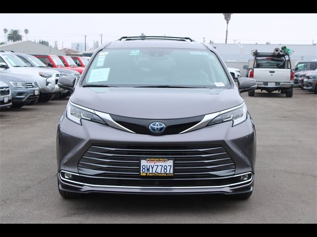 2021 Toyota Sienna Limited