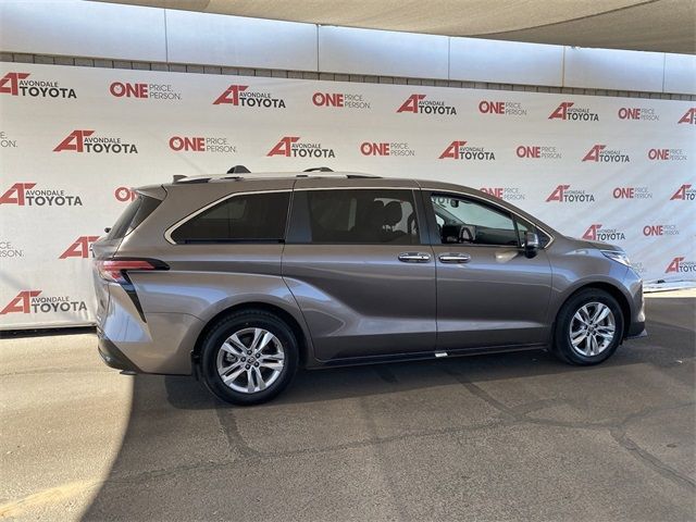 2021 Toyota Sienna Limited