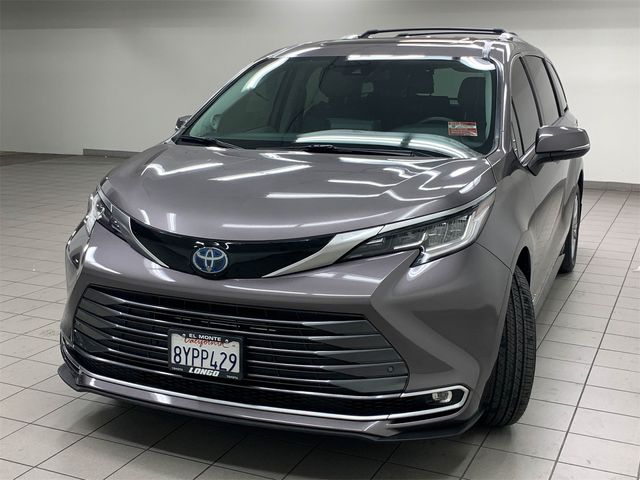 2021 Toyota Sienna Limited