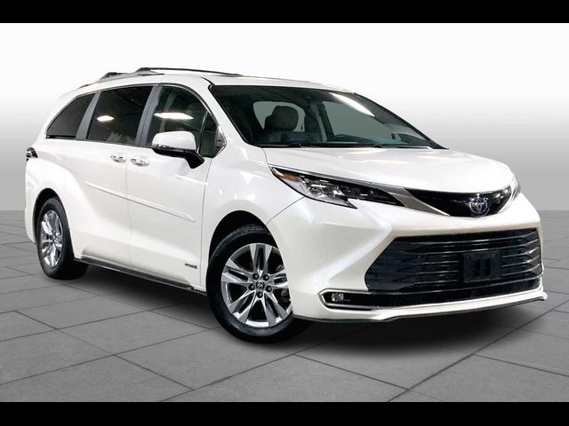 2021 Toyota Sienna Limited