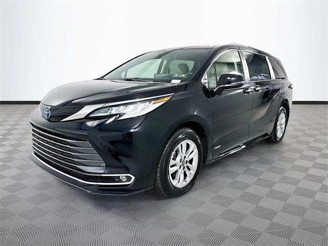 2021 Toyota Sienna Limited